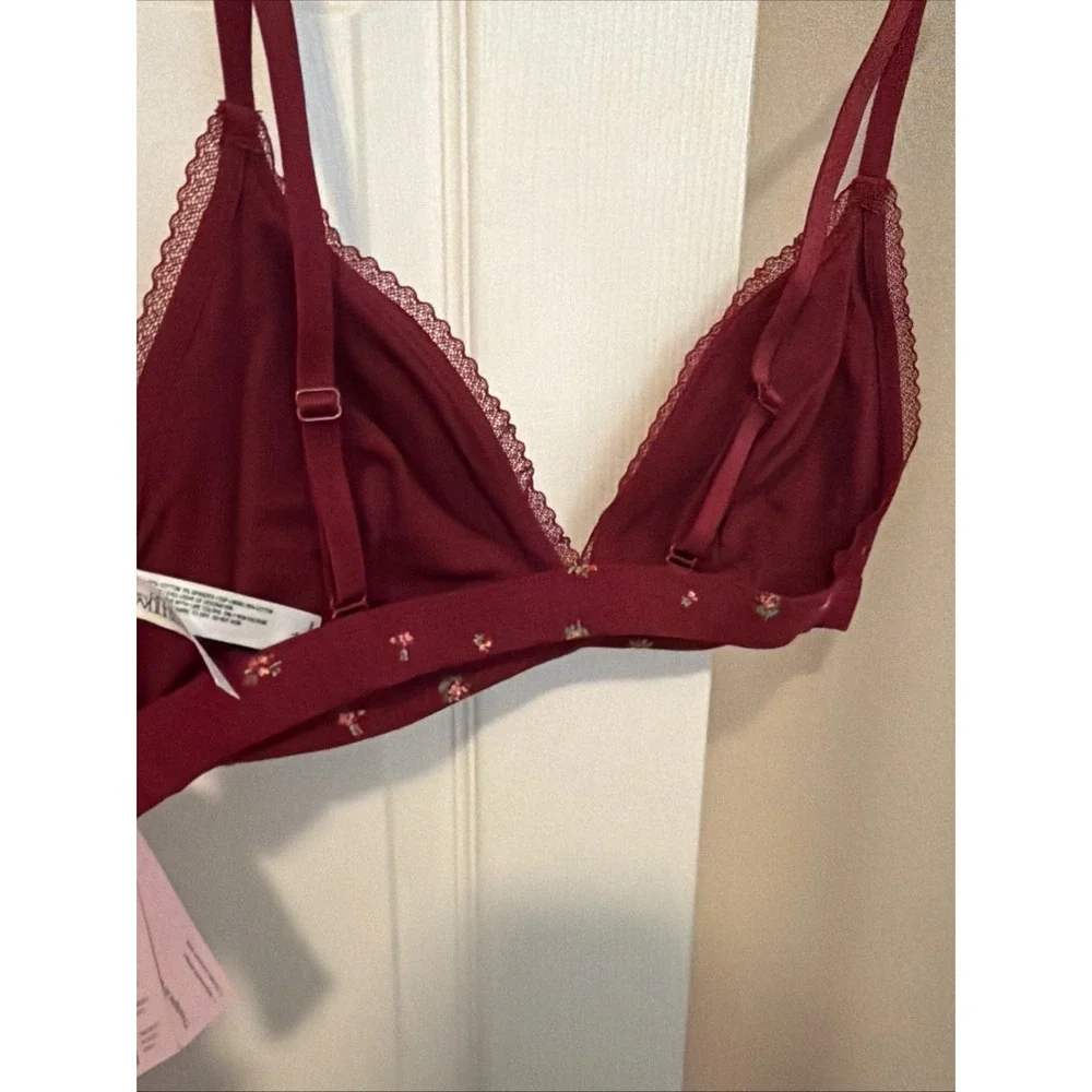 Wild Fable‎ Womens Large Red Floral Pointelle Triangle Unlined Bralette